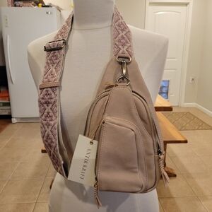 ~🎒NWT~ ANTIK KRAFT CROSSBODY BAG